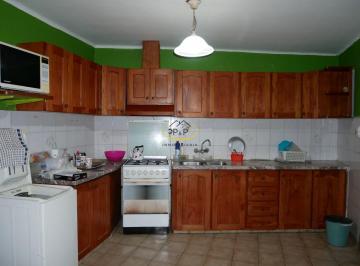 Casa de 5 ambientes, San Rafael · Casa en Zona Hospital Español
