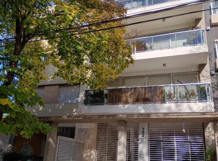 Departamento · 85m² · 3 Ambientes · 1 Cochera