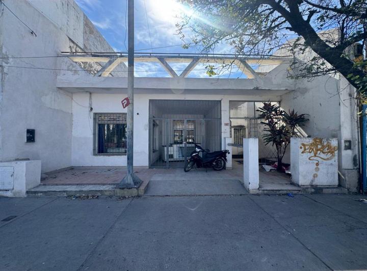 Oficina comercial · 220m²