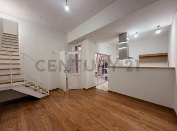 PH · 65m² · 3 Ambientes · PH en Venta Santa Rita 3 Ambientes con Patio Sin Expensas Remodelado a Nuevo