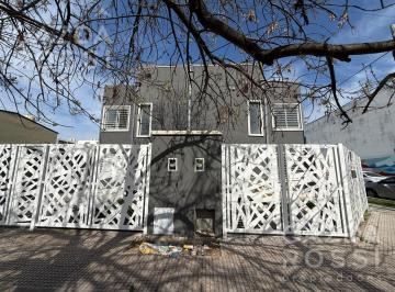 Casa · 65m² · 4 Ambientes · 2 Cocheras · Excelente Duplex a Estrenar en La Calle Racedo Esquina Azurduy