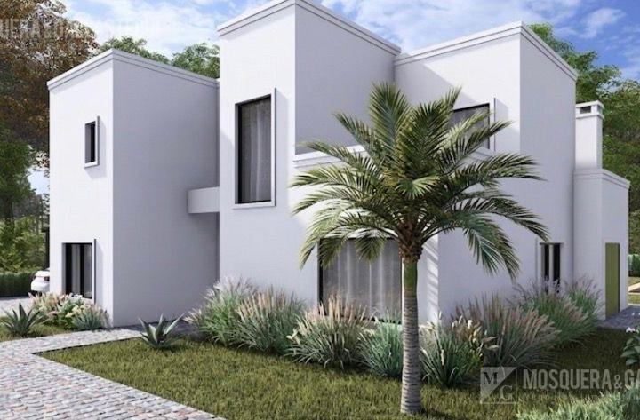 Casa · 224m² · 4 Ambientes · 2 Cocheras