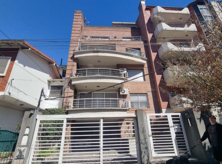 Departamento · 55m² · 2 Ambientes · 1 Cochera