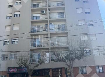 Departamento · 83m² · 3 Dormitorios · Departamento de Dos Dorm. con Cochera Islas Malvinas 264
