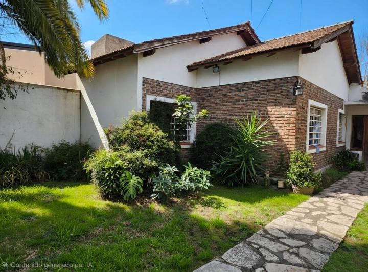 Casa · 120m² · 4 Ambientes · 2 Cocheras