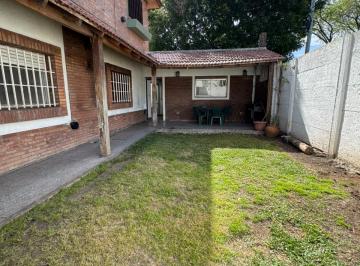 Jardín · Hermoso PH de 3 Dorm. con Jardín, Galería y Garage en Excelente Ubicación