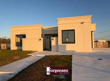 Casa de 4 ambientes, Escobar · Casa en Venta - Nativas, Puertos