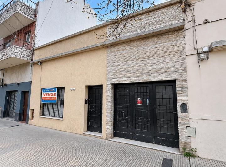 Casa · 170m² · 5 Ambientes · 1 Cochera