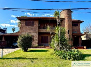 Casa de 7 ambientes, Pilar · Casa en Venta C/ Cochera en Mapuche