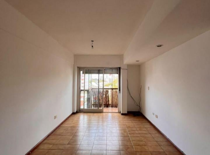 Departamento · 70m² · 4 Ambientes · 1 Cochera