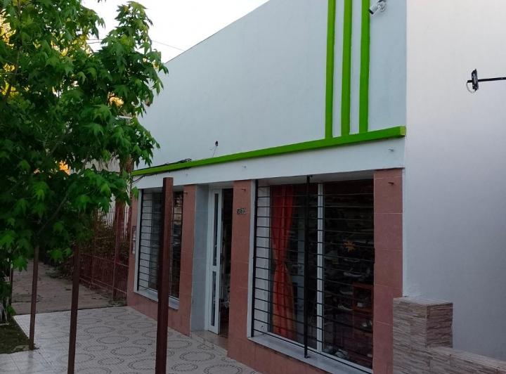 Local comercial · 277m² · 3 Ambientes · 2 Cocheras