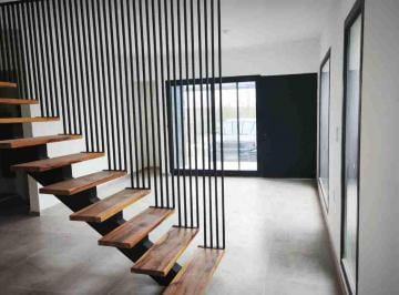 Casa · 153m² · 6 Ambientes · 2 Cocheras · Venta Duplex Villa Allende Housing Las Marias