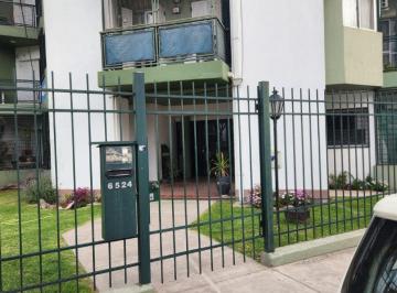 Departamento de 3 ambientes, Vicente López · Departamento en Planta Baja Al Frente 3 Amb con Balcon y Patio