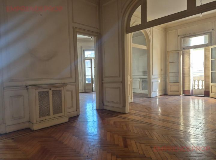 Departamento · 195m² · 6 Ambientes