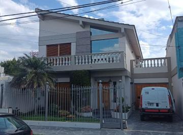 Casa · 171m² · 6 Ambientes · 1 Cochera · Venta Casa 6 Amb/pileta/dpto 2 Amb Villa de Mayo