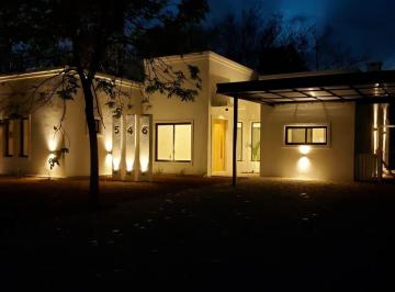 Casa · 181m² · 5 Ambientes · 6 Cocheras · Venta Casa 5 Amb Lote Interno San Matías Piscina