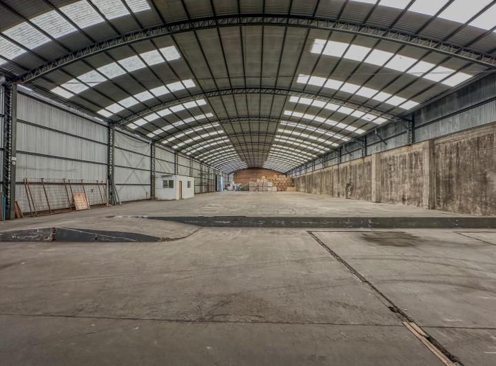 Bodega-Galpón · 1200m²