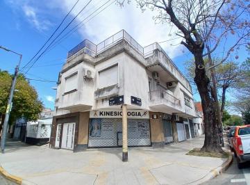 PH · 390m² · 4 Ambientes · 1 Cochera · Sin Expensa - Ent. Indep. - Garage Cub - Terraza - en Esquina - Sol/luz