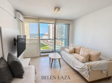 Departamento · 72m² · 3 Ambientes · Departamento de 3 Ambientes con Vista Al Mar, Ed. Royal Park. Santiago del Estero y Diag. Alberdi