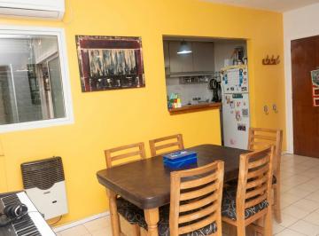 Departamento · 51m² · 3 Ambientes · Venta Dpto 3 Amb en Flores Pb con 2 Patios
