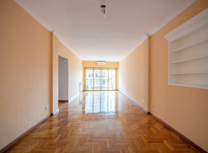 Departamento · 129m² · 5 Ambientes · 1 Cochera