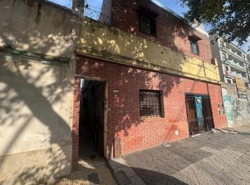 PH · 90m² · 3 Ambientes · PH 4 Interno Ambientes con Patio y Terraza