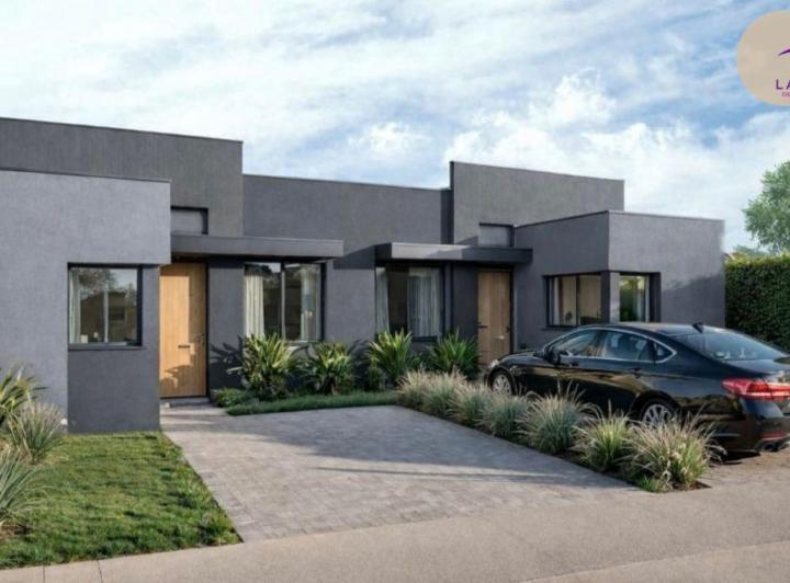 Casa · 74m² · 4 Ambientes · 2 Cocheras