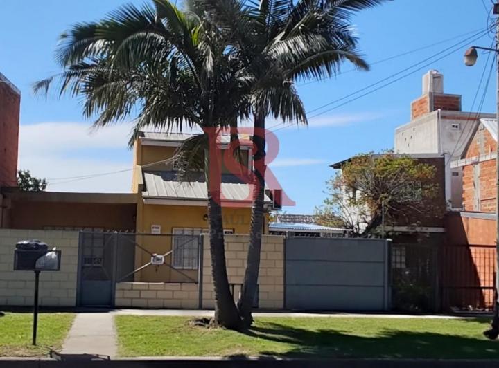 Casa · 135m² · 4 Ambientes · 1 Cochera