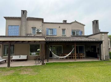 Casa · 370m² · 10 Ambientes · Casa en Alq. Temporario en La Escondida, Tigre, G. B. a. Zona Norte