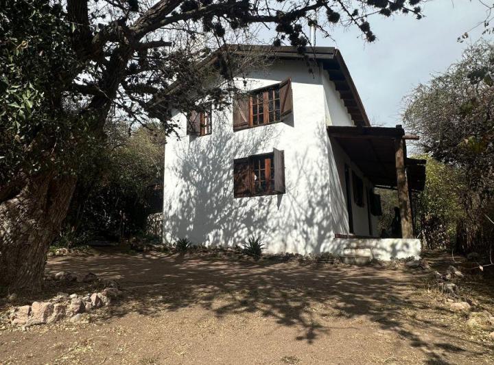 Casa · 90m² · 6 Ambientes