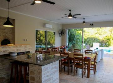 Casa · 102m² · 2 Ambientes · Se Vende Quincho en Club de Campo La Rural Rqta.