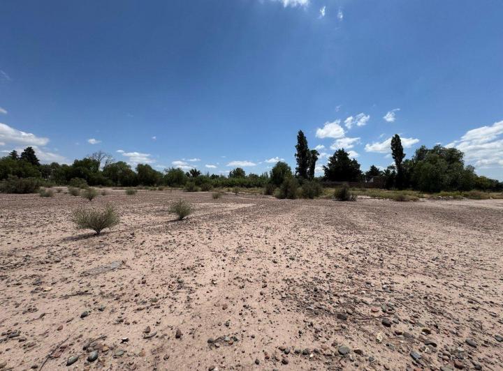 Terreno · 30000m²