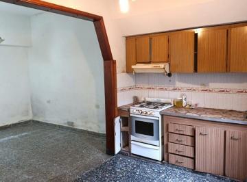 PH · 102m² · 5 Ambientes · Venta de Casa Villa Madero