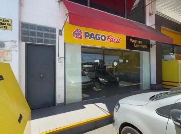 Local comercial · 51m² · Alquiler Local de 51 m² en Pilar