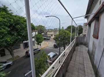 Casa · 105m² · 3 Ambientes · Venta - PH - 3 y 4 Ambientes en Mataderos + Patio