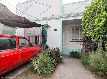 Casa · 65m² · 3 Ambientes · 2 Cocheras · Casa Lote Propio 3 Ambientes y Galpon Caseros