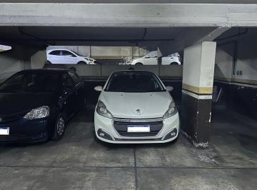 Garage · 12m² · Venta Cochera Fija Para Auto en Caballito