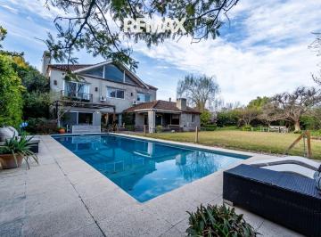 Casa · 345m² · 7 Ambientes · 2 Cocheras · Venta Casa 5 Dorm Ayres de Pilar Al Parque Central