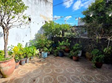 PH · 158m² · 5 Ambientes · Florida Oeste Venta PH 5 Amb con Terraza
