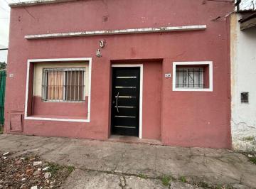 Casa · 60m² · 3 Ambientes · Venta Casa 3 Ambientes Villa Morra Pilar Zona Ur1