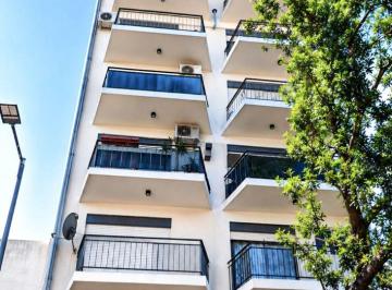 Departamento de 1 ambiente, Colegiales · Colegiales – Monoambiente Luminoso en Piso Alto con Hermosa Vista Abierta