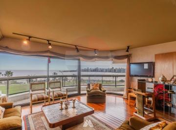 Departamento · 215m² · 5 Ambientes · 2 Cocheras · Venta, Primera Linea, 3 Suites.