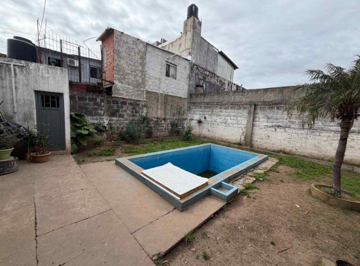 Casa · 113m² · 4 Ambientes · 1 Cochera