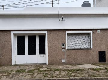 PH · 66m² · 3 Ambientes · 1 Cochera · Venta Casa PH Amundsen 2800 1 Dormitorio Cochera