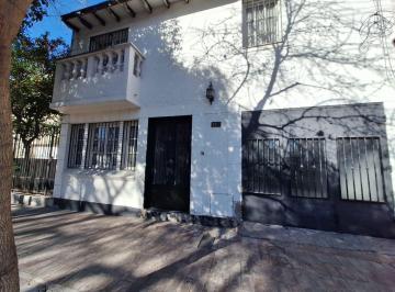 Casa · 152m² · 3 Ambientes · 1 Cochera · Excelnet Casa 3 Dorm., Sexta Sección