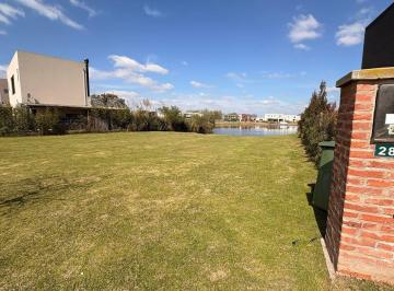 Terreno · 639m² · Venta Lote a Laguna Barrio Santa Ana - Villanueva