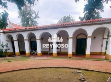 Casa de 5 ambientes, San Lorenzo · Casa en Venta en San Lorenzo | 3 Dorm., Amplio Parque y Pileta