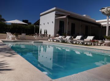 Casa · 299m² · 9 Ambientes · 3 Cocheras · Casa Exclusiva en Country Causana, Malagueño (Córdoba).