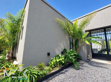 Casa · 206m² · 4 Ambientes · Casa en Alquiler en Santa Maria de Tigre, Rincón de Milberg, Tigre