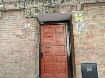 PH de 1 ambiente, Córdoba · Alquiler de Monoambiente en Calle Uruguay 25 Piso 1 Departamento 9